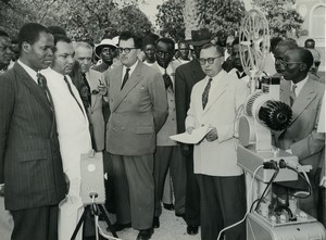 Afrique de l'Ouest Présentation au Grand Conseil des voitures cinéma ancienne Photo 1950's