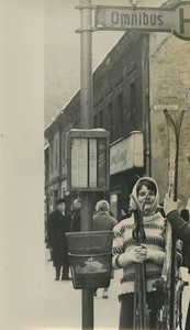 East Germany Berliners going to ski on Müggelberge old Photo 1964