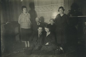 France Family group posing indoors Old Photo 1920