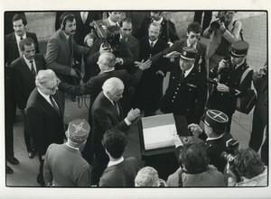 France Paris President Algerien Chadli Bendjedid à l'Arc de Triomphe Ancienne Photo 1983