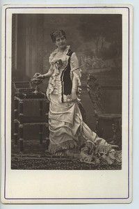 Elise Damain Actrice Theatre du Vaudeville Ancienne carte cabinet photoglyptie 1875
