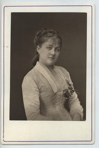 Mlle Lesage Actrice Theatre du Gymnase Ancienne Mulnier carte cabinet photoglyptie 1875