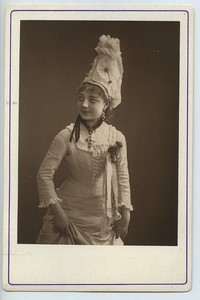 Juliette Girard Theatre Folies Dramatiques les cloches de Corneville Ancienne carte cabinet photoglyptie 1875