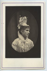 Jeanne Granier Theatre de la Renaissance Old Cabinet card woodburytype 1875