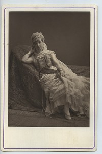 Mrs Jullien Actress Theatre Odeon Old Nadar Cabinet card woodburytype 1875
