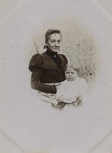 France Portrait Woman Grandmother? & Baby Old Snapshot Photo 1912 #1