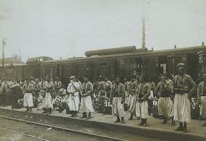 France Paris Algerian & Senegalese Tirailleurs gare de Lyon Old Photo 1913