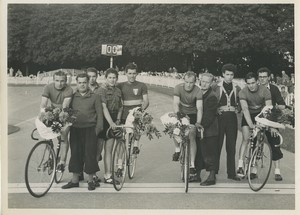 France Paris? Amateur Cycling Race Track Old Photo c1940 #5