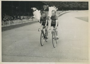 France Paris? Amateur Cycling Race Track Winners? Old Photo c1940 #3