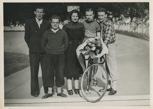 France Paris? Amateur Cycling Race Track Winner? Old Photo c1940
