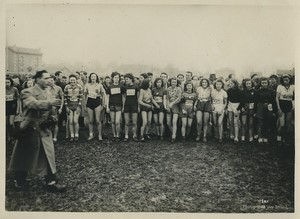 France Mery sur Oise Women Cross country running Championships Old Photo 1947 #2