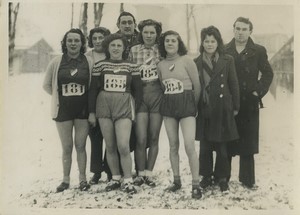 France Humanité Women Cross country running Championships Old Photo 1947 #2