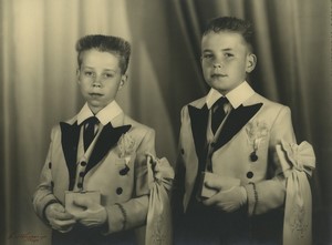 France Dieppe 2 Boys First Communion Suit Religion Old Photo Delacroix 1950