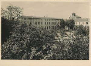 France Chalons sur Marne Intitution Notre Dame Jardin du Refectoire Ancienne Photo Rativet 1954
