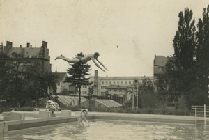 France sports Outdoor Swimming pool in town Diving Old snapshot Photo 1935
