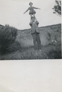 France Toulouse Father & Daughter Acrobat Game Old snapshot Photo 1947