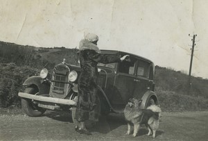 France Cherbourg old banger Automobile Lady & Dog Old snapshot Photo 1932
