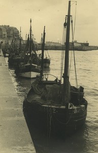 France Dieppe le Port Bateaux de Peche Quai Duquesne? Ancienne Photo Studio 1930 #2