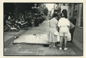France Tours Loire pollution Queueing for clean water Protex Studio Photo 1988#2
