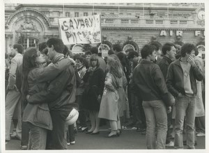 France Paris Students protest against Savary law Old Foucault Photo 1984 #7
