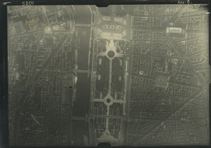 France Paris Louvre Tuileries Concorde WWI Ancienne Photo Aerienne Militaire 1918