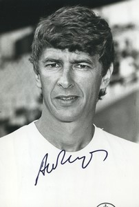 Football 1989 entraineur de AS Monaco Arsène Wenger Old Studio Photo Signed