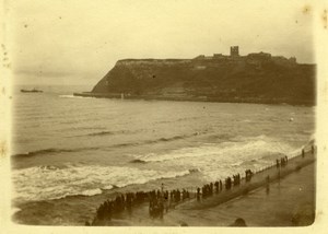 North Yorkshire Scarborough Castle Waves Beach Holidays old Amateur Photo 1900