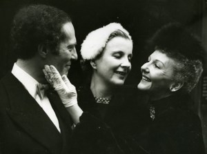Actors Tibor Csato Diana Wynyard Mary Martin in London Old Press Photo 1950's