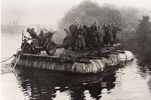 Russia Red Army Soldiers Truck Light Gun on Rubber Boat WWII WW2 Old Photo 1941