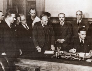 Russia Moscow Lend-Lease Signature Molotoff Harriman Beaverbrook Old Photo 1941