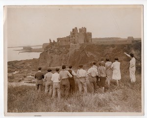 Scotland Tantallon Castle under Repair Group of Holiday Makers Old Photo 1930