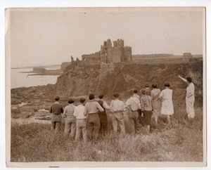 Scotland Tantallon Castle under Repair Group of Holiday Makers Old Photo 1930