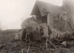 France WWI British Troops Western Front Village Church Ruins Old Photo 1914-1918