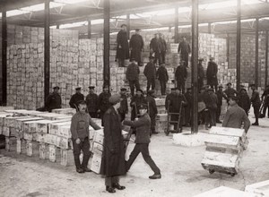 France WWI British Western Front Soldiers in Store House Old Photo 1914-1918