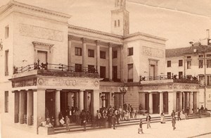 Italy Padua Padova Caffè Pedrocchi Busy Scene Old Photo 1890