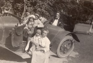 France Family Group & Nice Automobile Old amateur Snapshot Photo 1910's