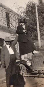 USA Strong Man holding Woman standing on Automobile amateur Snapshot Photo 1920