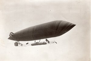 Issy les Moulineaux Dirigeable Astra Adjudant Reau en Vol Aviation Ancienne Photo 1911