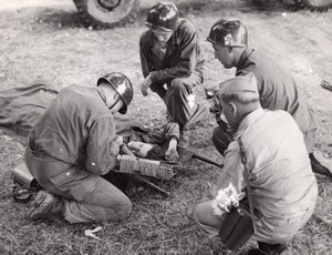 US Army Exercises Woulded Soldier General Ed Sirois old Campbell Photo 1950