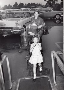 Florida US Air Force Base Supermarket Parking Lot Family Old Photo 1962