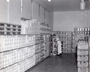 Orlando AFB Scene at Air Force Base Supermarket Worker Military Old Photo 1960's