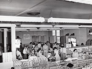 Orlando AFB US Air Force Base Supermarket Shoppers Families Old Photo 1960's