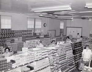 Orlando AFB US Air Force Base Supermarket Shoppers Aisles Old Photo 1960's