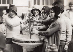 Paris Foyer Feminin Opening Rue Saint Fiacre old Meurisse Photo 1930