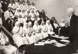 Paris Hopital Saint Antoine Nurses being Decorated old Meurisse Photo 1930's