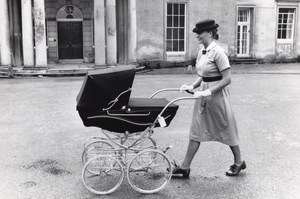 Norland College Nanny Student School Pram old Photo 1987