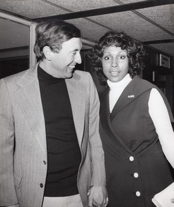 Journalist David Frost & Actress Diahann Carroll at Heathrow old Photo 1971