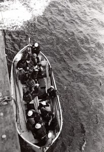 Mediterranean Sea? Salors Prisoners in Lifeboat WWII old Photo 1939