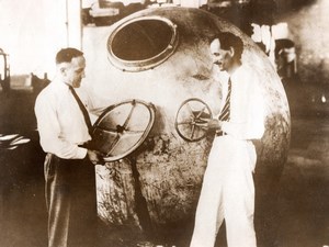 USA Jean Piccard & Lieutenant Settle Stratosphere Flight Aviation old Photo 1933
