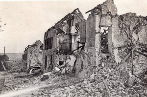 Ruined Homes at Chateau Thierry WWI old Photo 1914-1918